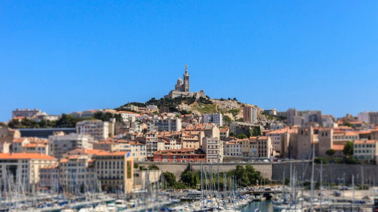 salle de mariage à Marseille intime