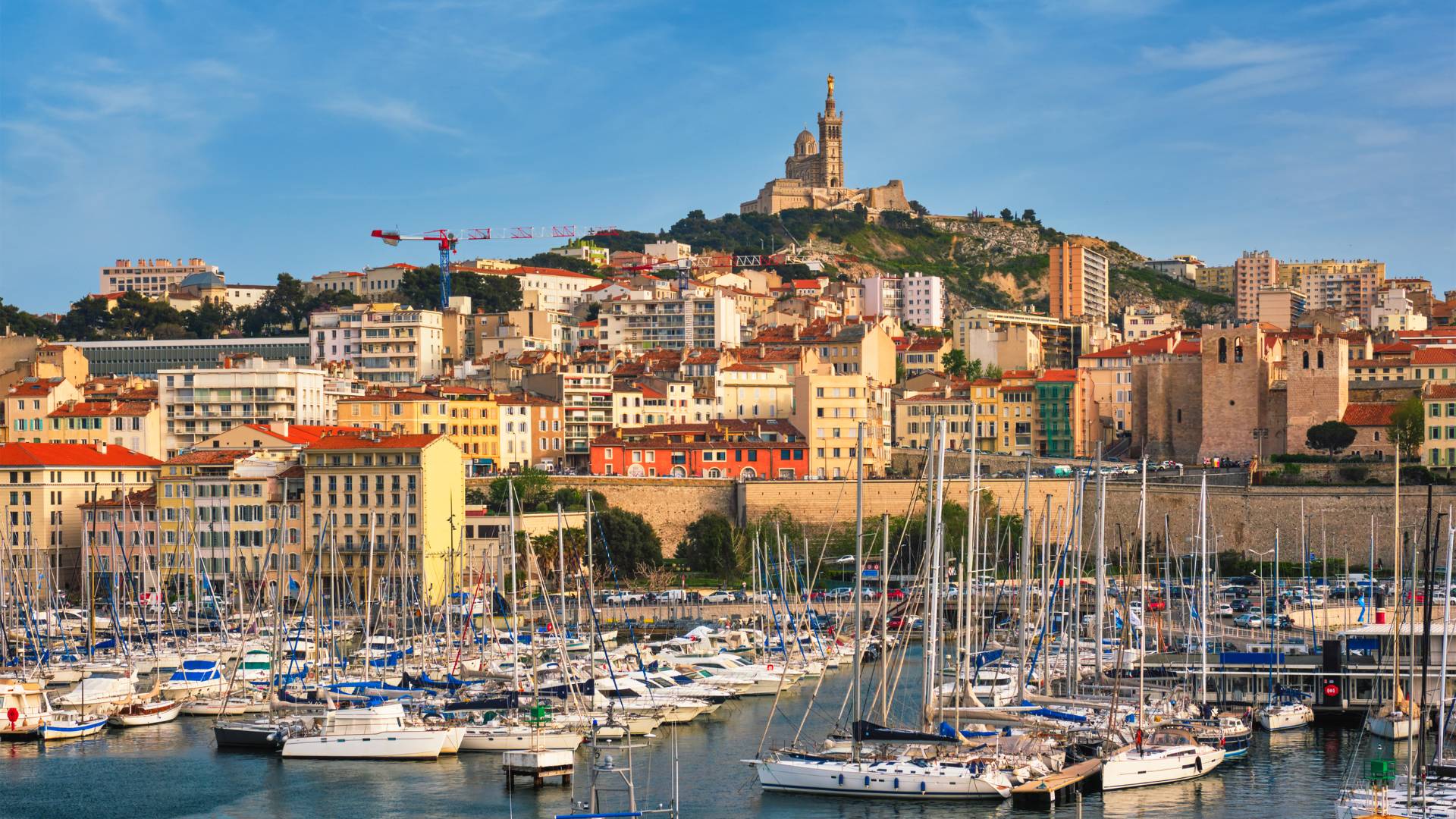 Finding accommodation for wedding guests in Marseille