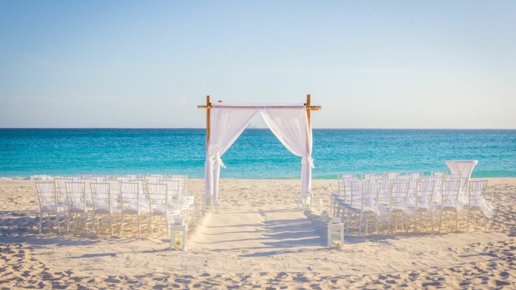 wedding on the beach in corsica
