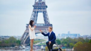 Demande en mariage surprise lors d'un voyage