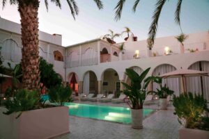 Riad élégant avec piscine à Marrakech